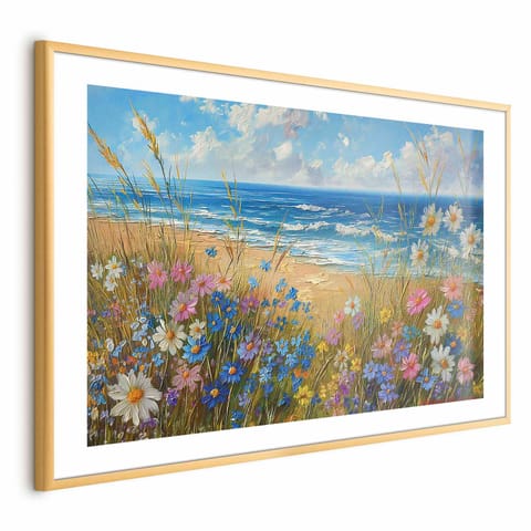 ⁨Plakat - Morski krajobraz - polne kwiaty i widok na wzburzone morze (rozmiar 60x40, wykończenie Rama złota z marginesem)⁩ w sklepie Wasserman.eu