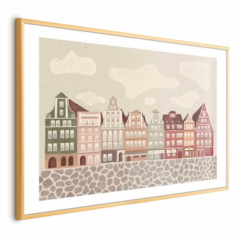 ⁨Plakat - Kolorowe Fasady - zabytkowe wrocławskie kamienice na tle nieba i brukowanej uliczki (rozmiar 60x40, wykończenie Rama złota z marginesem)⁩ w sklepie Wasserman.eu