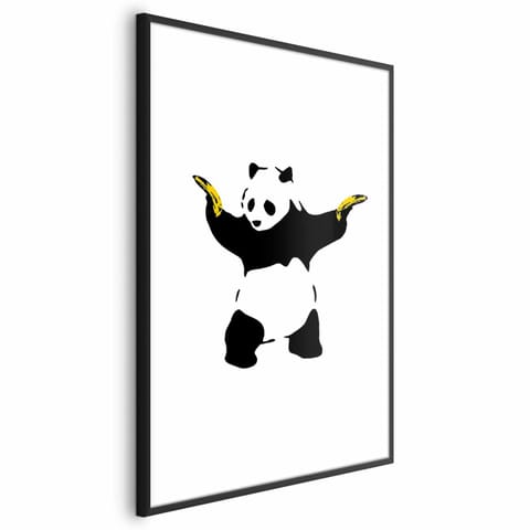 ⁨Plakat - Panda with Guns (rozmiar 21x30, wykończenie Rama czarna z marginesem)⁩ w sklepie Wasserman.eu