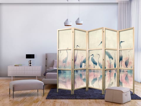 ⁨Parawan japoński - Ptaki nad jeziorem - czaple malowane akwarelą w delikatnej, szaro-różowej kolorystyce (rozmiar 225x172, wykończenie )⁩ w sklepie Wasserman.eu