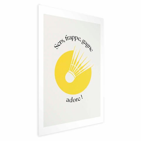 ⁨Plakat - Lotka do badmintona na tle żółtego słońca (rozmiar 40x60, wykończenie Bez ramy)⁩ w sklepie Wasserman.eu