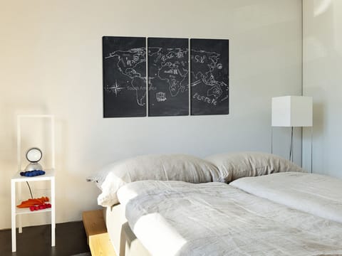 ⁨Painting on a cork - Travels educate (triptych) [Cork map] (size 60x40)⁩ at Wasserman.eu