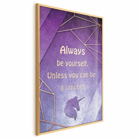 ⁨Plakat - Bądź sobą (rozmiar 29.7x42, wykończenie Rama złota)⁩ w sklepie Wasserman.eu