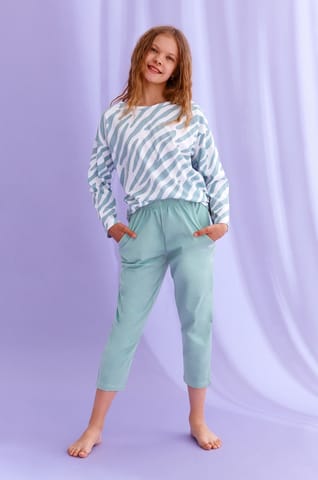 ⁨PIŻAMA TARO 2619 CARLA AW21 02 (kolor zielony, rozmiar 146)⁩ w sklepie Wasserman.eu