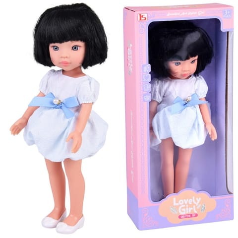 ⁨Lovely Girl Lalka z czarnymi krótkimi włosami w białej sukience 33cm ZA5850⁩ w sklepie Wasserman.eu