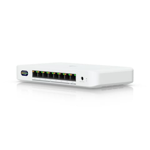 ⁨Ubiquiti Compact PoE+ switch* with (1)⁩ w sklepie Wasserman.eu