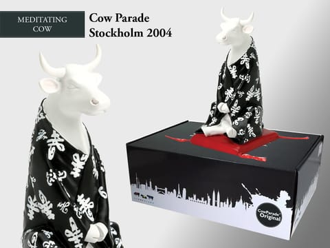 ⁨CowParade Meditating Cow, Stockholm 2004, autor: Jan Edlund⁩ w sklepie Wasserman.eu
