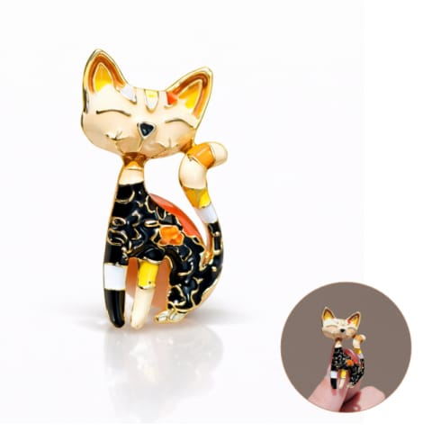 ⁨Broszka ozdobna - kolorowy emaliowany KOT BZ232⁩ w sklepie Wasserman.eu