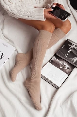 ⁨Podkolanówki Ażur 330 002 Beżowe (Rozmiar 37/41)⁩ w sklepie Wasserman.eu