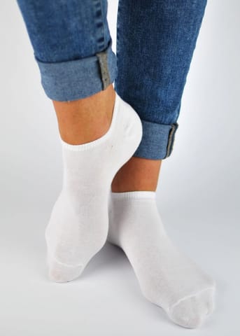 ⁨STOPKI NOVITI ST120-U-01 BAMBUS (kolor biały, rozmiar 43-46)⁩ w sklepie Wasserman.eu