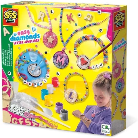 ⁨Kreatywna zabawa - Biżuteria z literkami⁩ w sklepie Wasserman.eu
