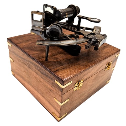 ⁨Sekstans Mosiężny w Pudełku Drewnianym – Replika - NC1517⁩ w sklepie Wasserman.eu