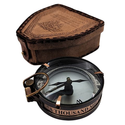 ⁨Kompas Magnetyczny - Map Reader w Skórzanym Etui – Retro Gadżet - NC2929⁩ w sklepie Wasserman.eu