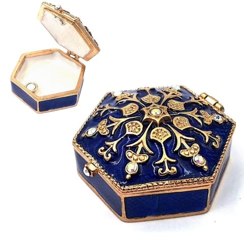 ⁨Bogato zdobione metalowe pudełeczko prezentowe z kryształkami - B0035-08BL⁩ w sklepie Wasserman.eu