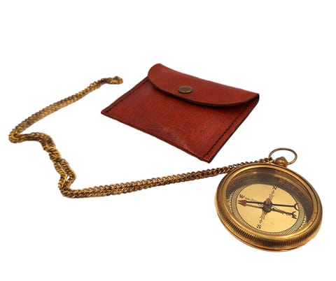 ⁨Kompas mosiężny na łańcuszku w skórzanym etui - CN215/2.5⁩ w sklepie Wasserman.eu