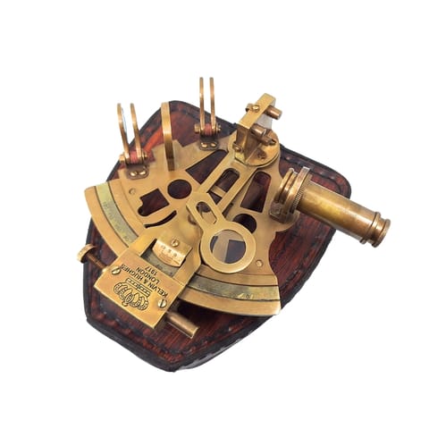 ⁨Sekstans w skórzanym etui - Prezent dla żeglarza - NSLB72/4⁩ w sklepie Wasserman.eu