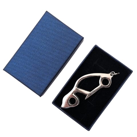 ⁨Brelok Metalowy Samochód Otwieracz do Butelek w Eleganckim Pudełku – Gadżet Fana Motoryzacji – MT204A⁩ w sklepie Wasserman.eu