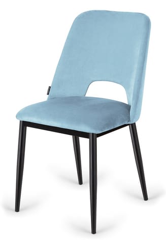 ⁨Krzesło tapicerowane GOTI LIGHT BLUE VELVET⁩ w sklepie Wasserman.eu