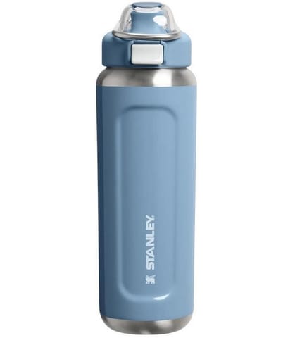 ⁨Butelka termiczna Stanley Classic Wellspring Indigo 0.7L⁩ w sklepie Wasserman.eu