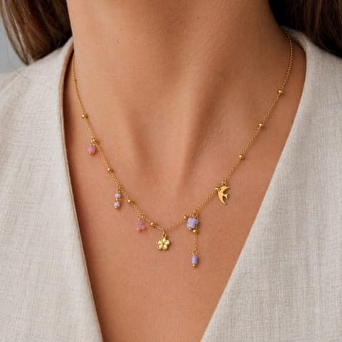 ⁨Naszyjnik stal szlachetna charms pozłacana 14k złotem, Pudrowe Koraliki, Kwiat NST2295⁩ w sklepie Wasserman.eu