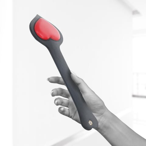 ⁨OUCH! Milan Collection Paddle czarno-czerwony skorzany elegancki⁩ w sklepie Wasserman.eu