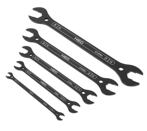 ⁨ZESTAW KLUCZY PŁASKICH SUPERCIENKICH 4W1, 6-27MM 5 SZT.⁩ w sklepie Wasserman.eu