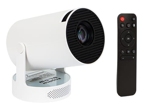⁨Projektor przenośny BLOW AndroidTV HD Cinema+⁩ w sklepie Wasserman.eu