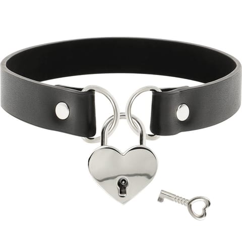 COQUETTE CHIC DESIRE - VEGAN LEATHER NECKLACE WITH HEART ACCESSORY WITH KEY w sklepie Wasserman.eu