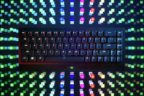 ⁨Razer BlackWidow V3 Mini HyperSpeed Mechanical Gaming Keyboard, RGB LED light, US, Wireless, Black, Yellow Switch⁩ at Wasserman.eu
