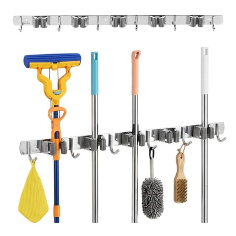 ⁨Ścienny organizer na narzędzia ogrodowe oraz mopy Maclean, stalowy , z haczykami, max. obciążenie 20kg, szerokość 60cm, MC-185⁩ w sklepie Wasserman.eu