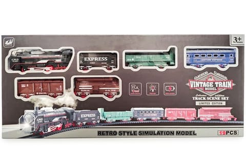 ⁨Vintage train with 19-piece track⁩ at Wasserman.eu