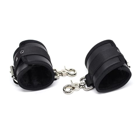 ⁨Leather Handcuffs with Big Hoops Black⁩ w sklepie Wasserman.eu
