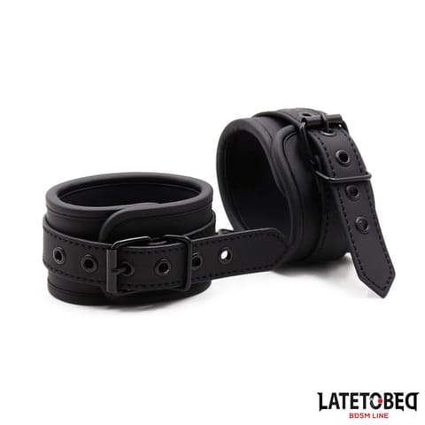 ⁨Solid black wrist⁩ w sklepie Wasserman.eu