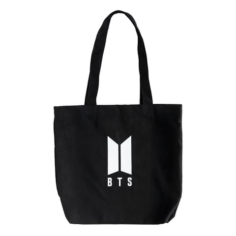 ⁨BTS - Torba materiałowa z nadrukiem i paskiem na ramię 37,5 x 36 x 7 cm⁩ w sklepie Wasserman.eu