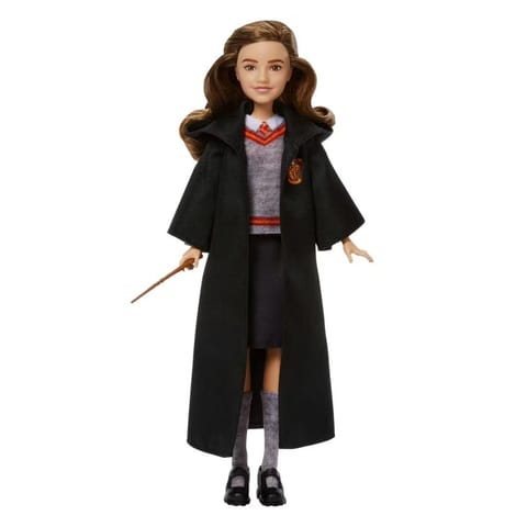 ⁨Hermiona Granger w mundurku Hogwartu i z różdżką⁩ w sklepie Wasserman.eu