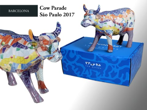 ⁨Cow Parade Barcelona⁩ w sklepie Wasserman.eu