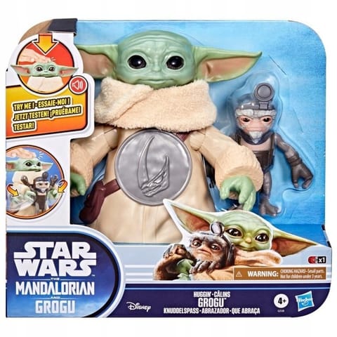 ⁨Star Wars - Grogu przytulający⁩ w sklepie Wasserman.eu