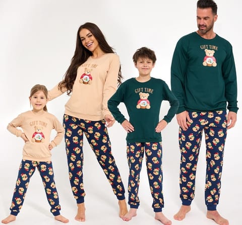 ⁨Piżama Cornette KD-594/204 Gift Time (kolor beż, rozmiar 98-104)⁩ w sklepie Wasserman.eu