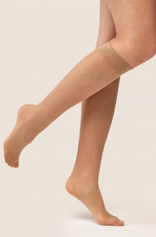 ⁨Podkolanówki Agna 1247 Beige (Rozmiar Uni)⁩ w sklepie Wasserman.eu