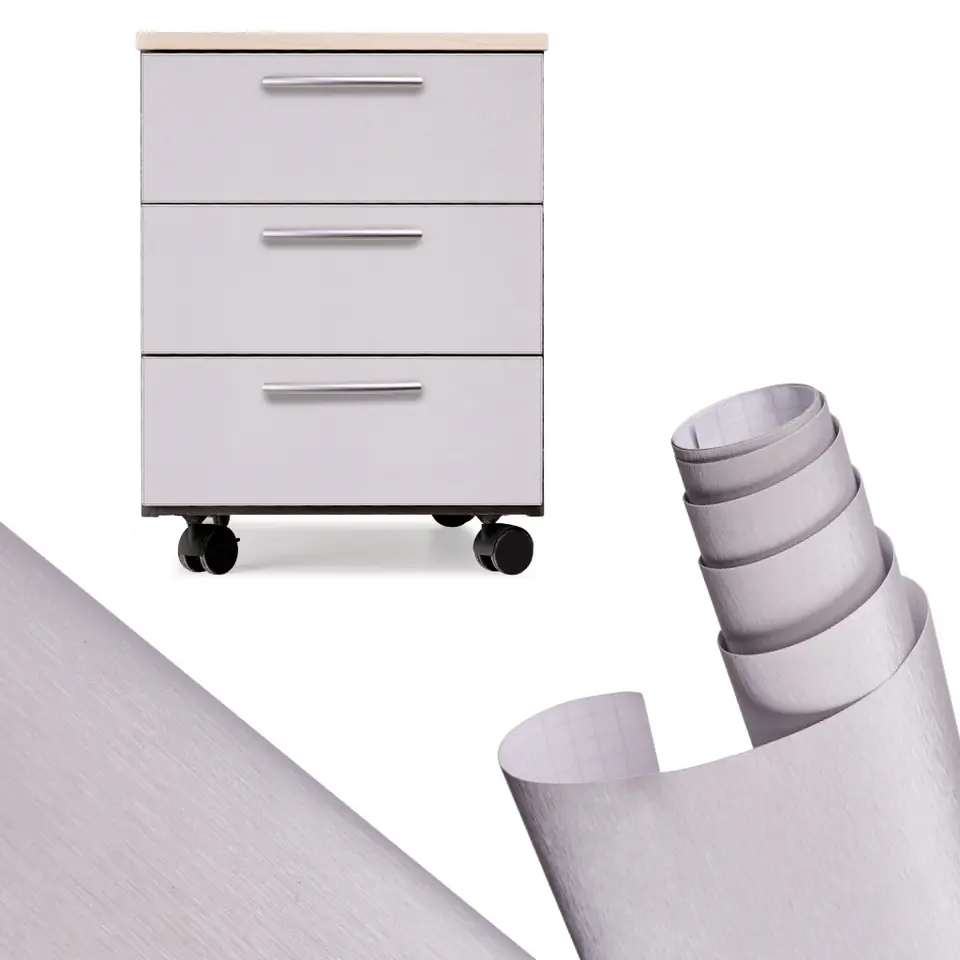 ⁨Folia okleina rolka aluminium imitująca stal metalic szczotkowana srebrna 1,52x30m⁩ w sklepie Wasserman.eu