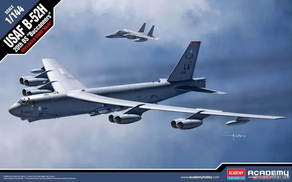 ⁨Model plastikowy USAF B-52H 20th BS Buccaneers 1/144⁩ w sklepie Wasserman.eu