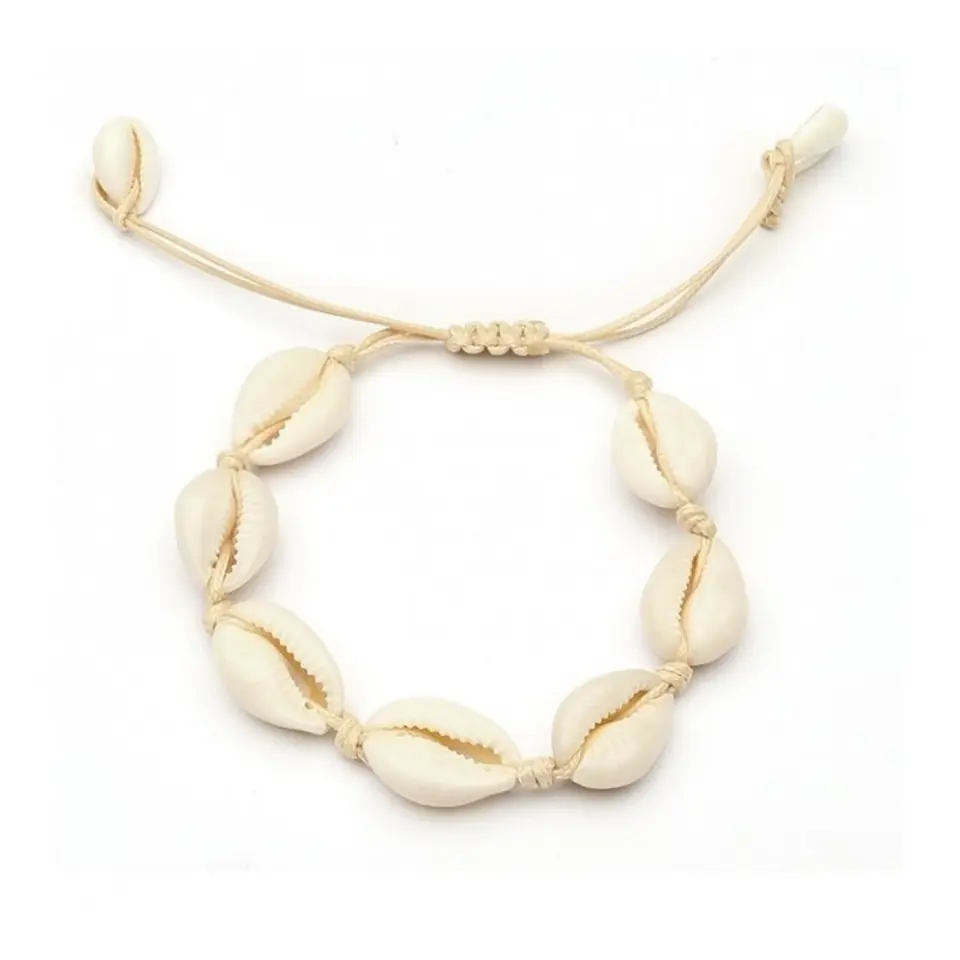 ⁨Scallop bracelet on strap cream B363K⁩ at Wasserman.eu