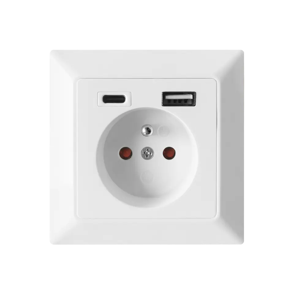 ⁨Single socket 2P+Z, USB-A + USB-C, output 5VDC, max 2,8A⁩ at Wasserman.eu