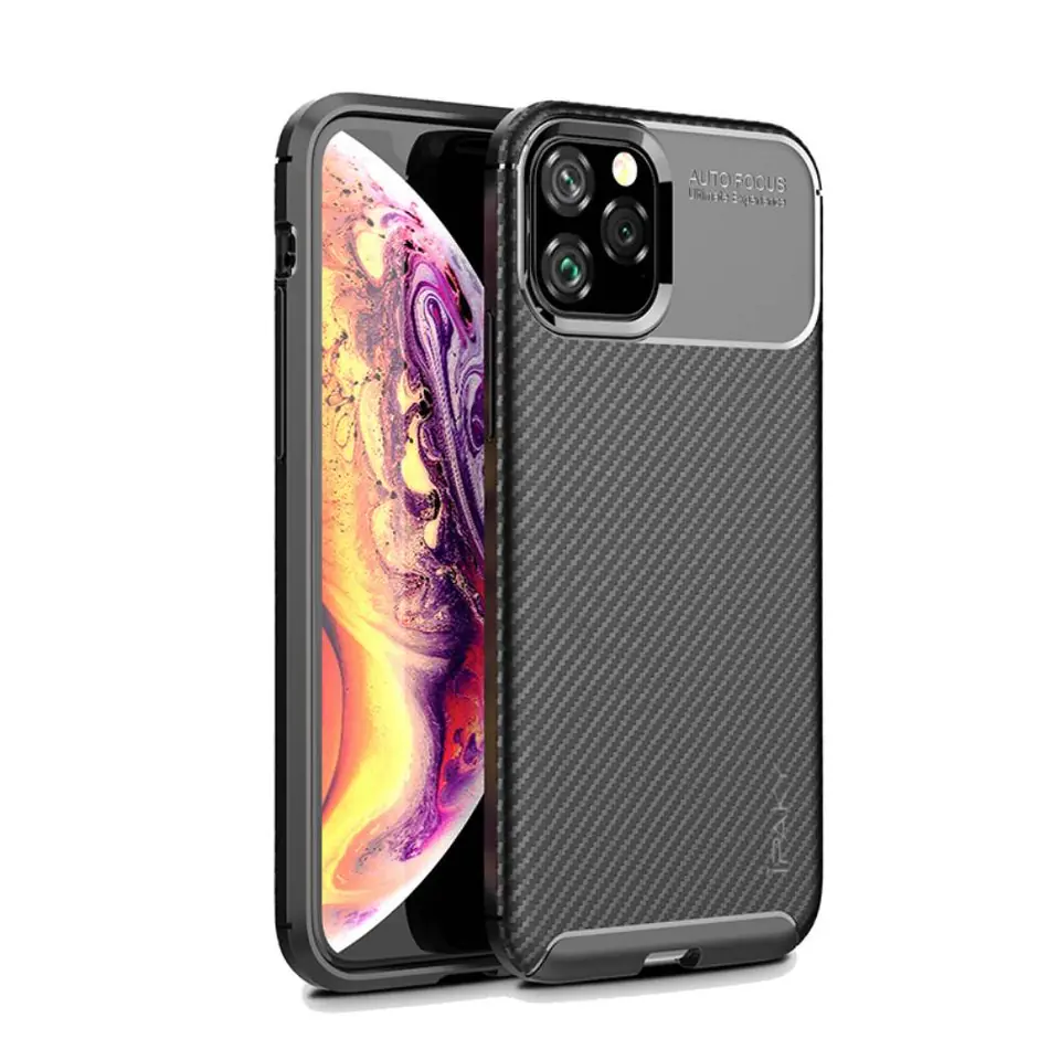 ⁨Etui IPHONE 11 PRO MAX Pancerne Shockproof Carbon Fiber czarne⁩ w sklepie Wasserman.eu