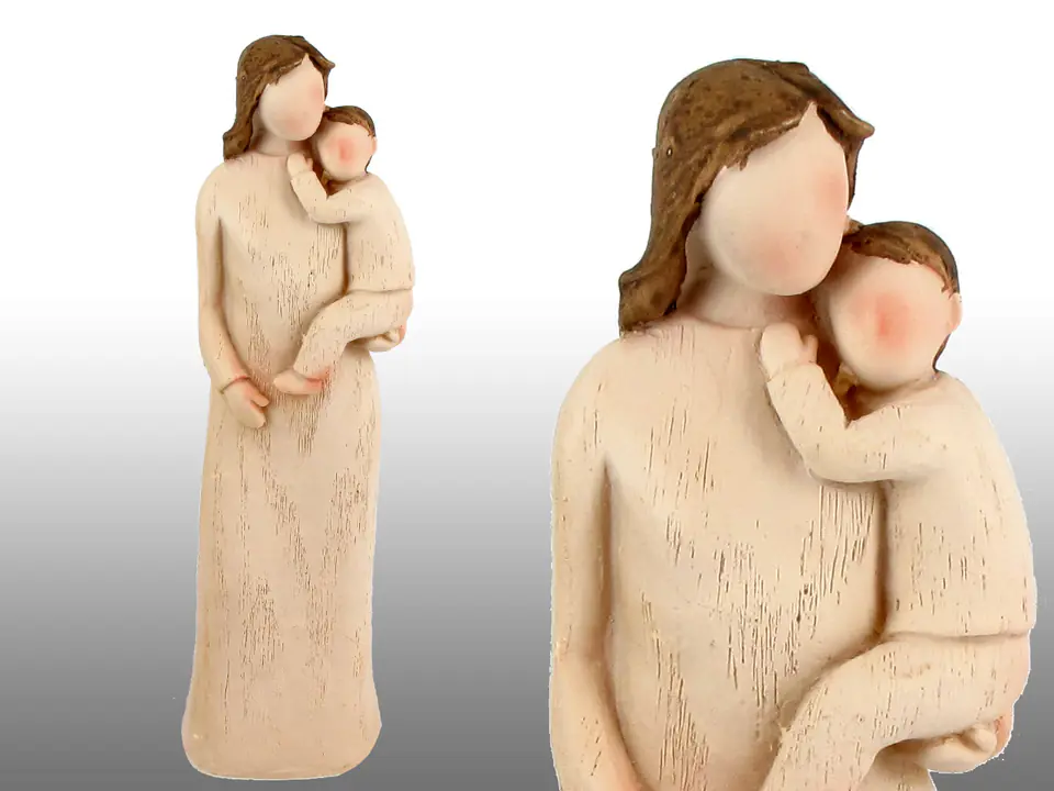 ⁨Figurka - mama z dzieckiem⁩ w sklepie Wasserman.eu