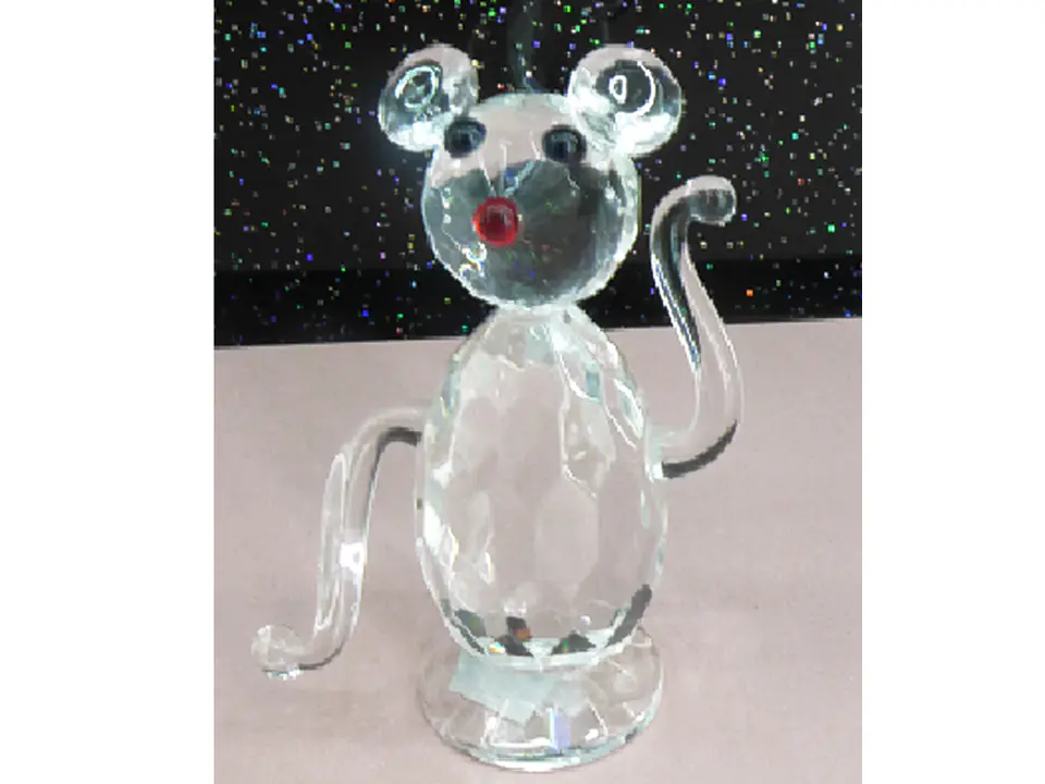 ⁨Figurine glass mouse⁩ at Wasserman.eu