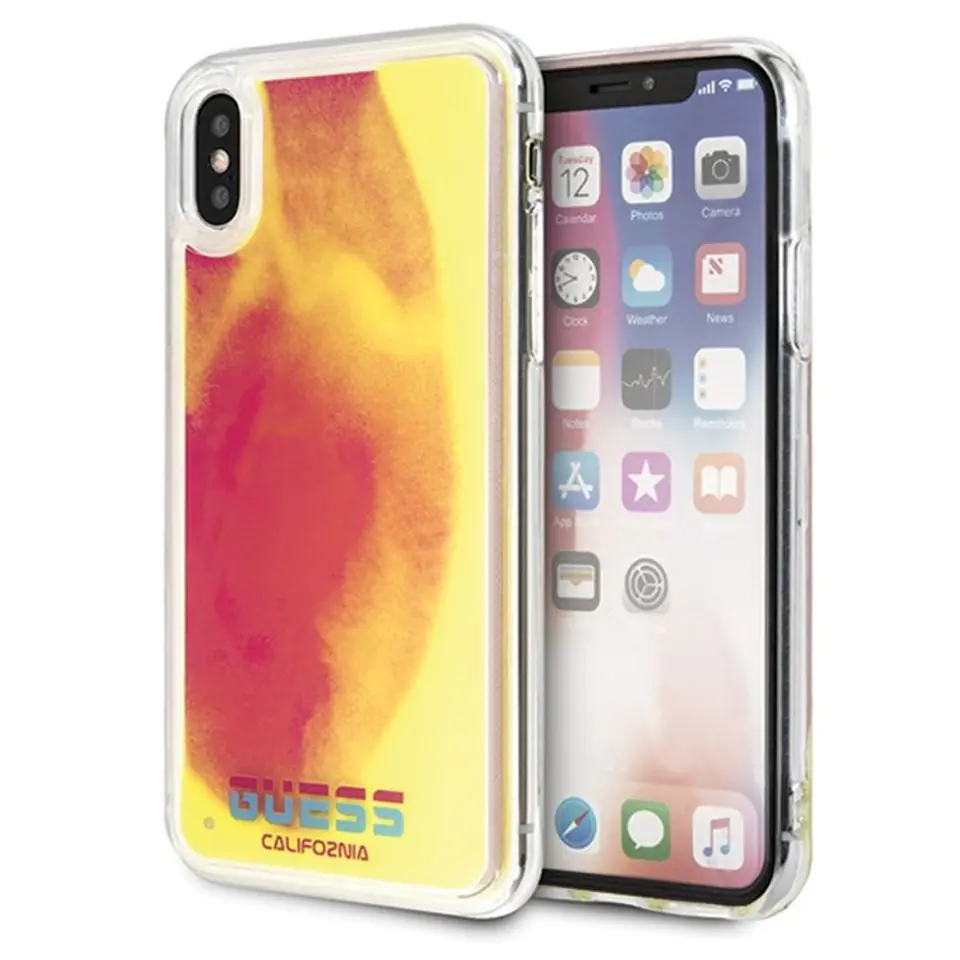 ⁨Guess California - Etui iPhone Xs / X (Glow in the Dark Sand/Pink)⁩ w sklepie Wasserman.eu