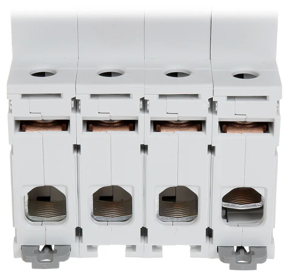 ROZŁĄCZNIK IZOLACYJNY LE-406489 TRÓJFAZOWY 100 A LEGRAND | Wasserman.eu