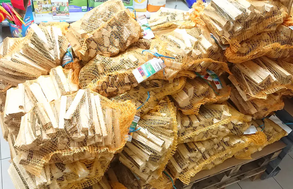 Drewno do kominka oraz pieca