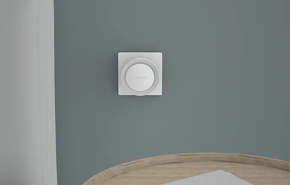 Lampka nocna z czujnikiem zmierzchu Yeelight Sensor Plug-in (2700 K)